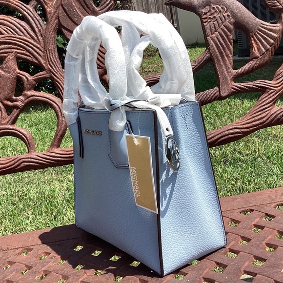 NWT Michael Kors Mercer Medium Pebbled Leather Crossbody Bag In Pale Blue/Silver - Picture 3 of 9